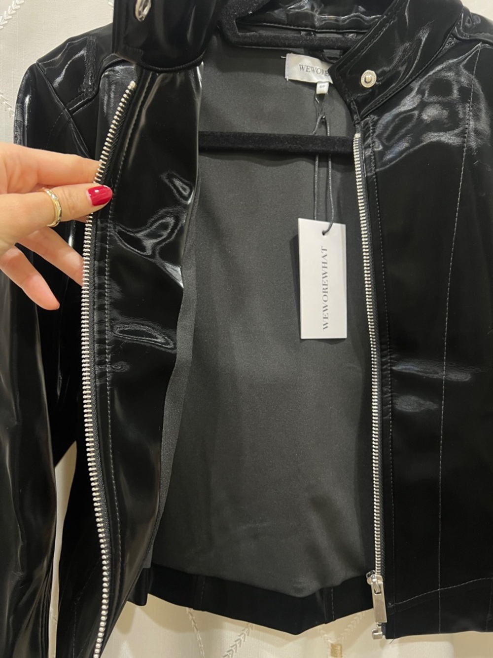 WeWoreWhat Cropped Motto Women's Jacket - Picture 3 of 4